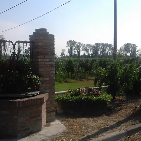 Agriturismo La Confina Κατάλυμα σε φάρμα